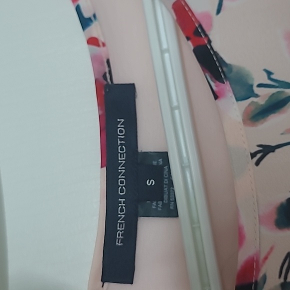 Floral blouse - Picture 3 of 4